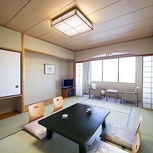 Japanese Style Classic Room Five Futon Beds